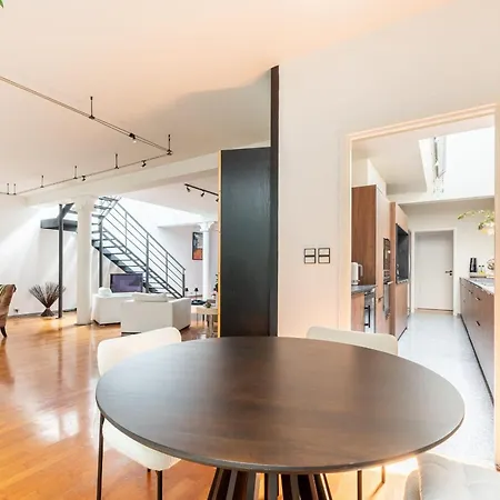 펜션 Large Fully Renovated 250m House 낭트